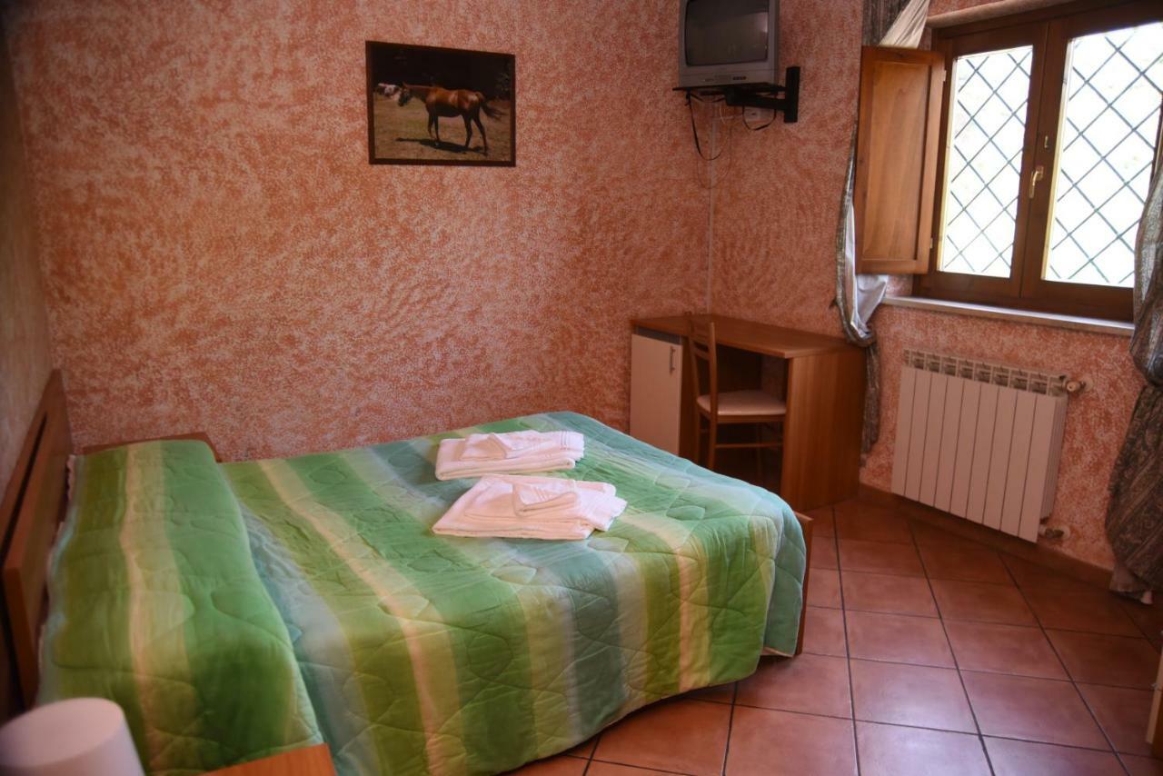 הוילה פלסטרינה Agriturismo Casale Pepe מראה חיצוני תמונה
