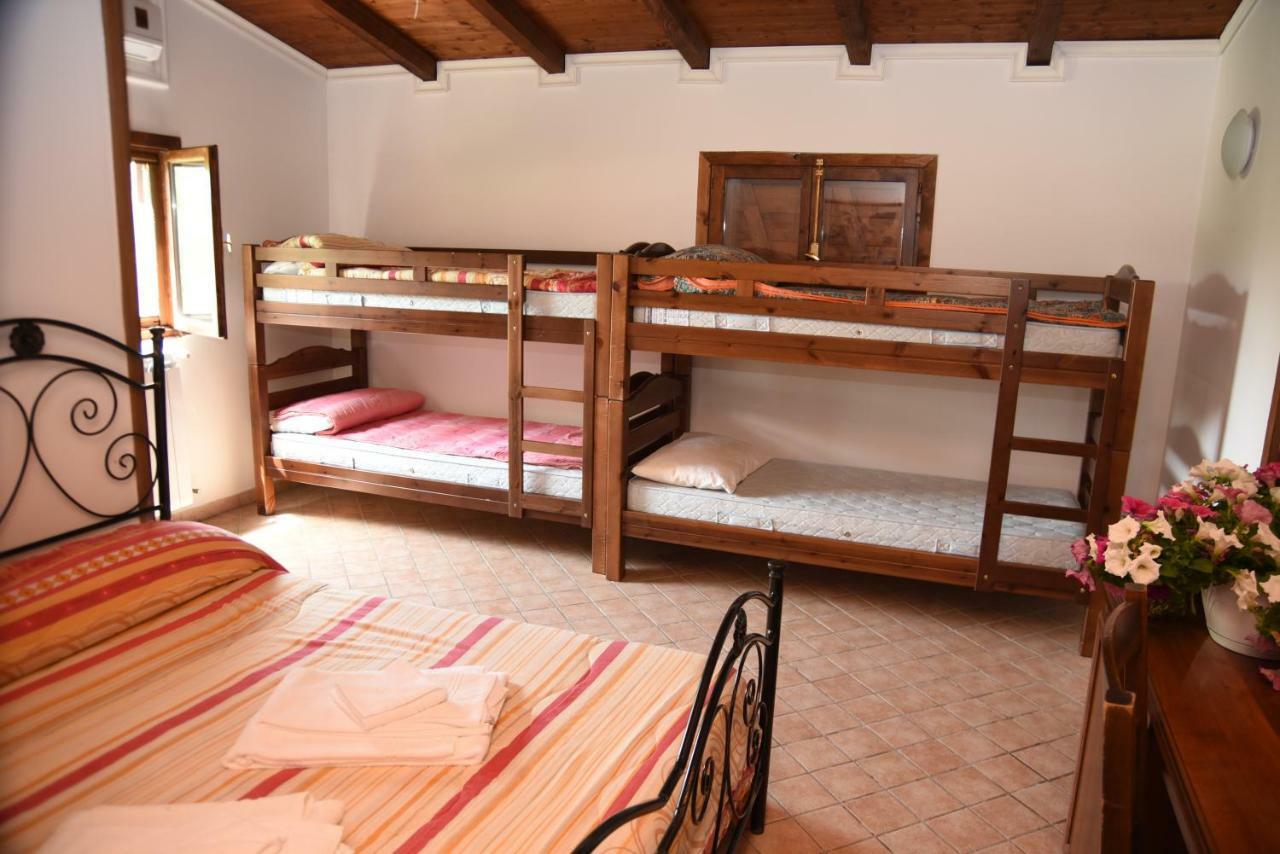 הוילה פלסטרינה Agriturismo Casale Pepe מראה חיצוני תמונה