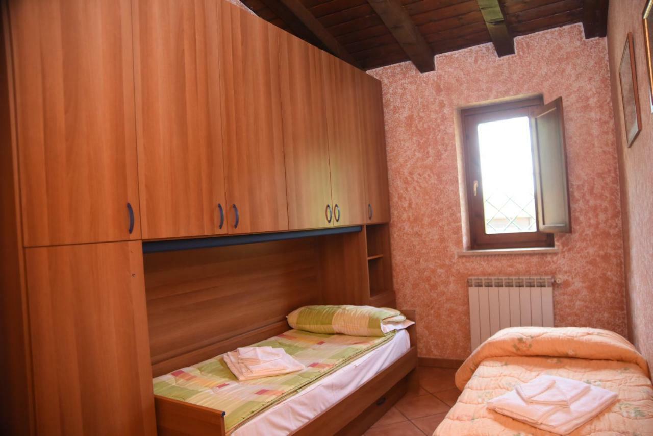 הוילה פלסטרינה Agriturismo Casale Pepe מראה חיצוני תמונה